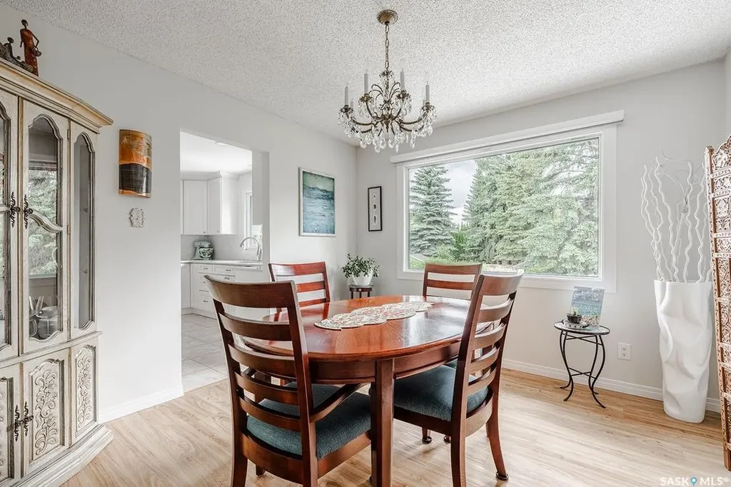 10 Capilano Drive Saskatoon SK S7K 4A5