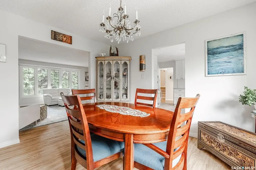 10 Capilano Drive Saskatoon SK S7K 4A5