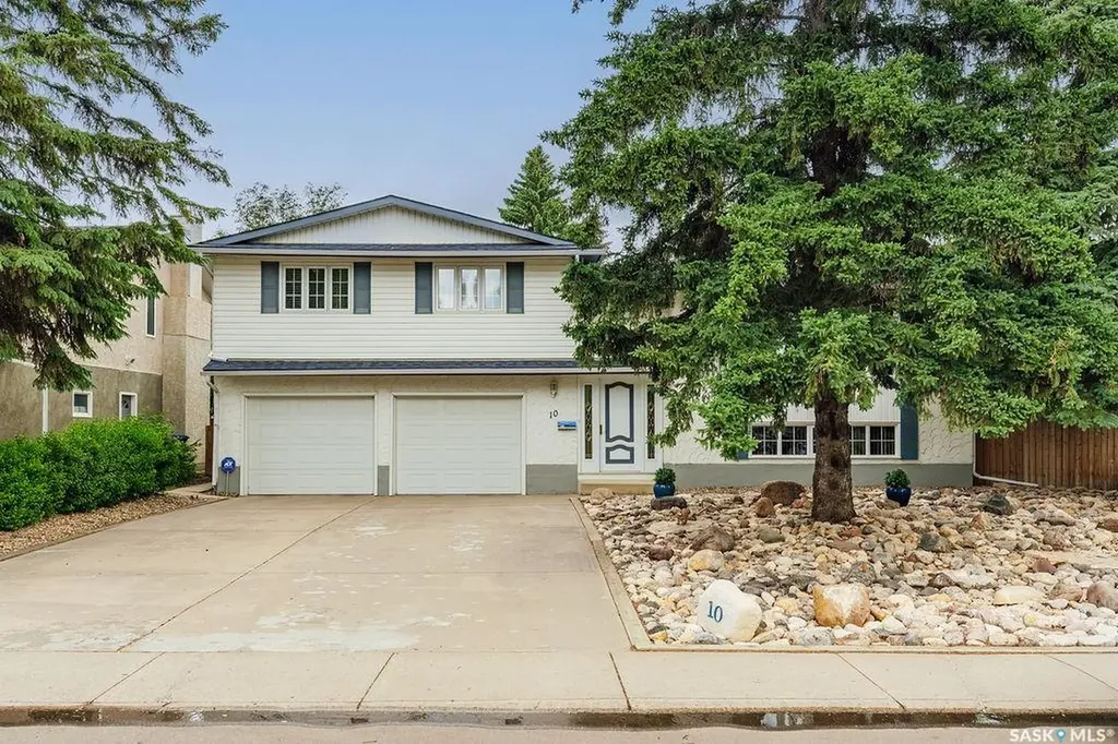 10 Capilano Drive Saskatoon SK S7K 4A5