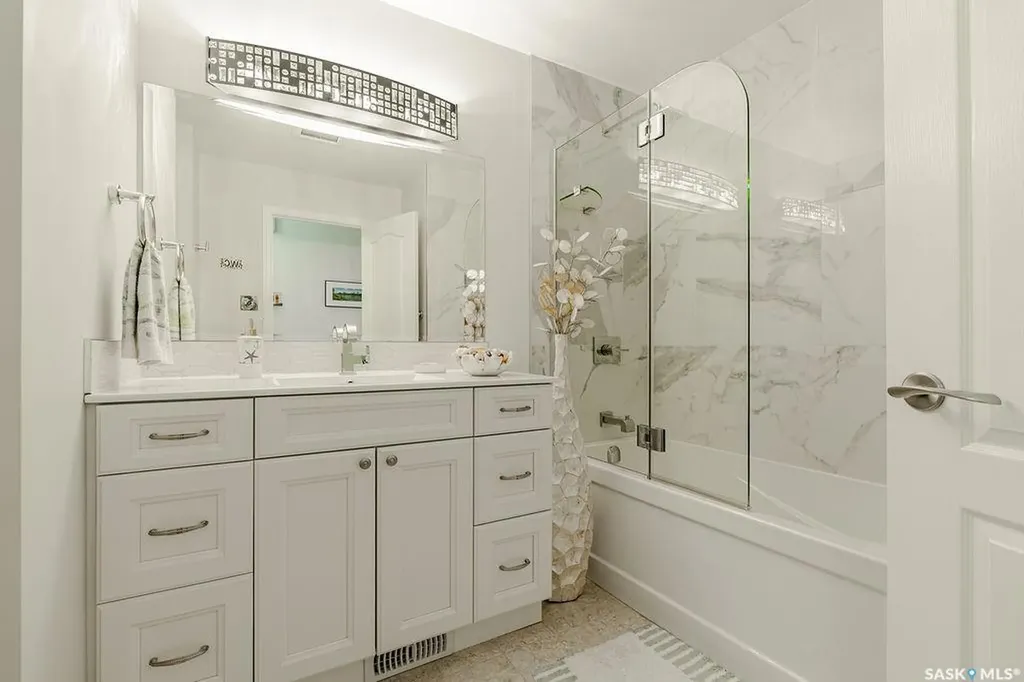 10 Capilano Drive Saskatoon SK S7K 4A5