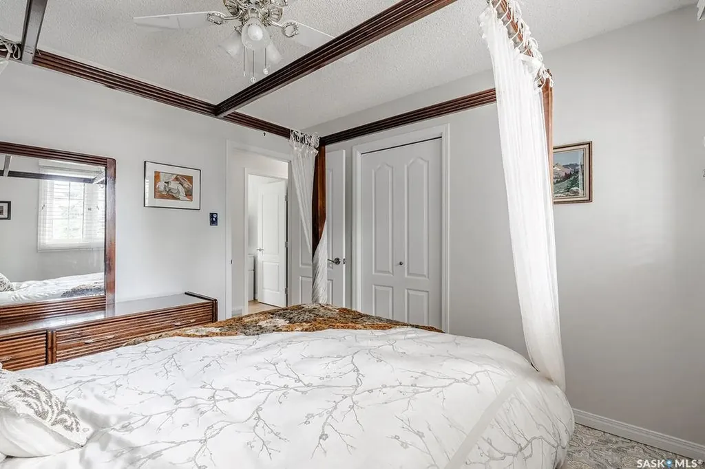 10 Capilano Drive Saskatoon SK S7K 4A5