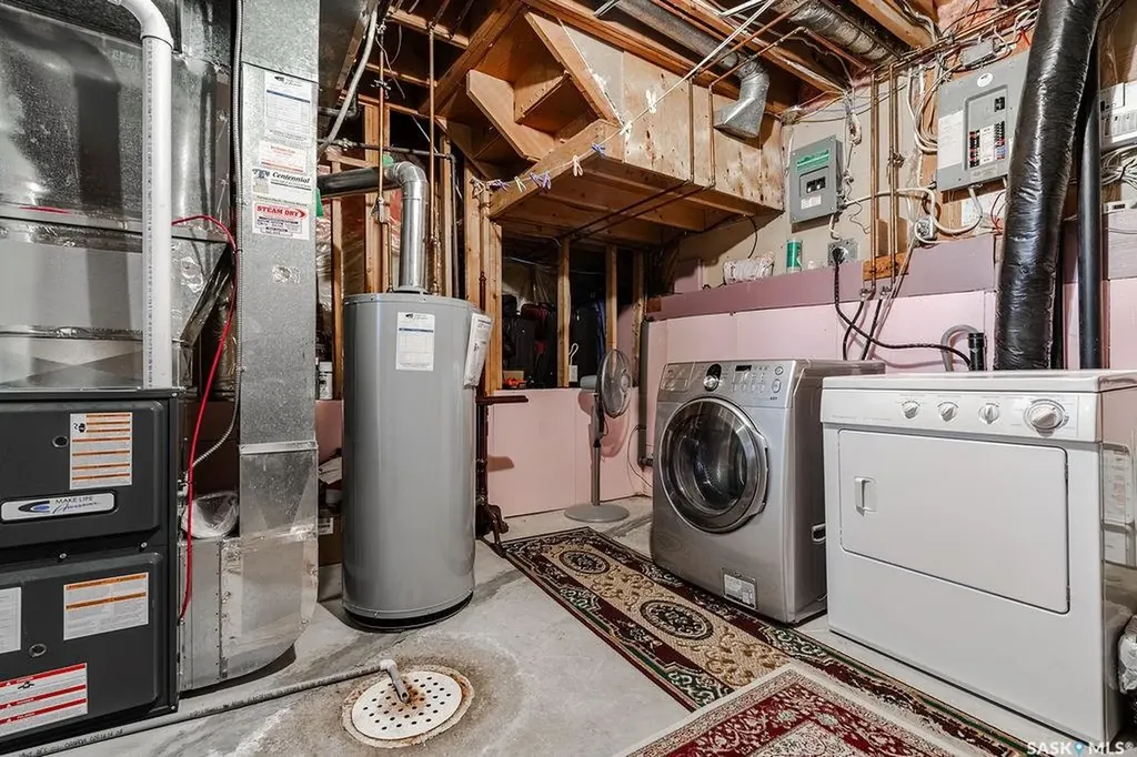 10 Capilano Drive Saskatoon SK S7K 4A5