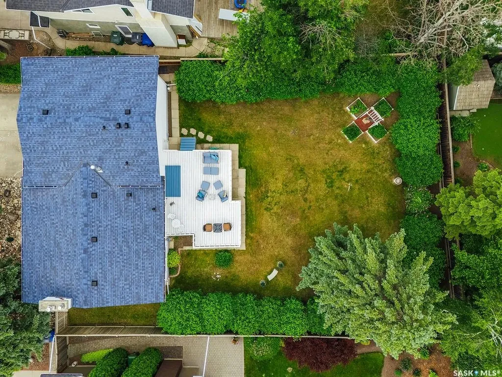 10 Capilano Drive Saskatoon SK S7K 4A5