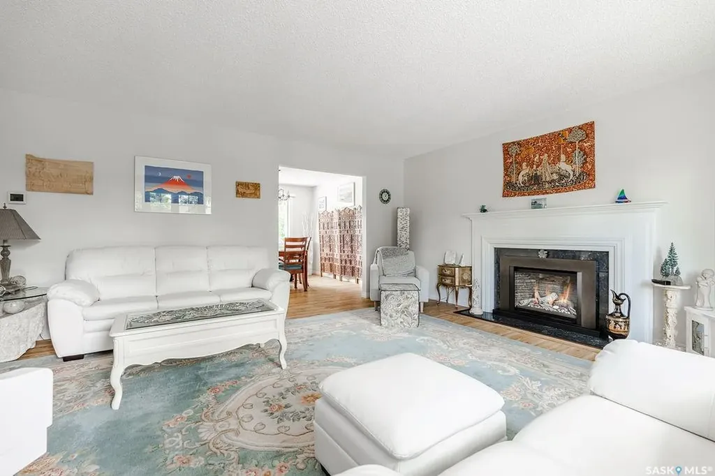 10 Capilano Drive Saskatoon SK S7K 4A5