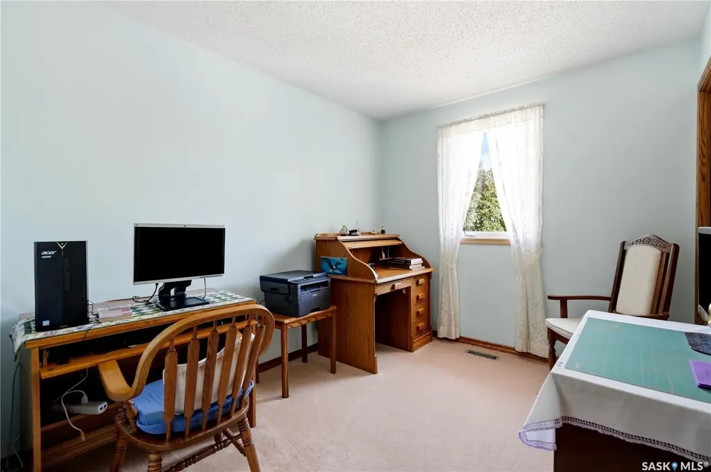 710 3rd Avenue Pilot Butte SK S0G 0H5