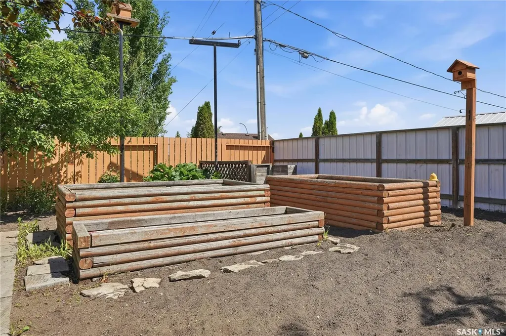710 3rd Avenue Pilot Butte SK S0G 0H5