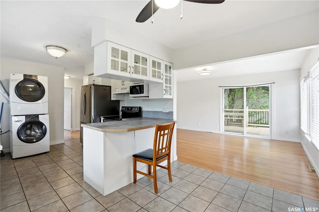 1308 Preston Avenue S Saskatoon SK S7H 2V4