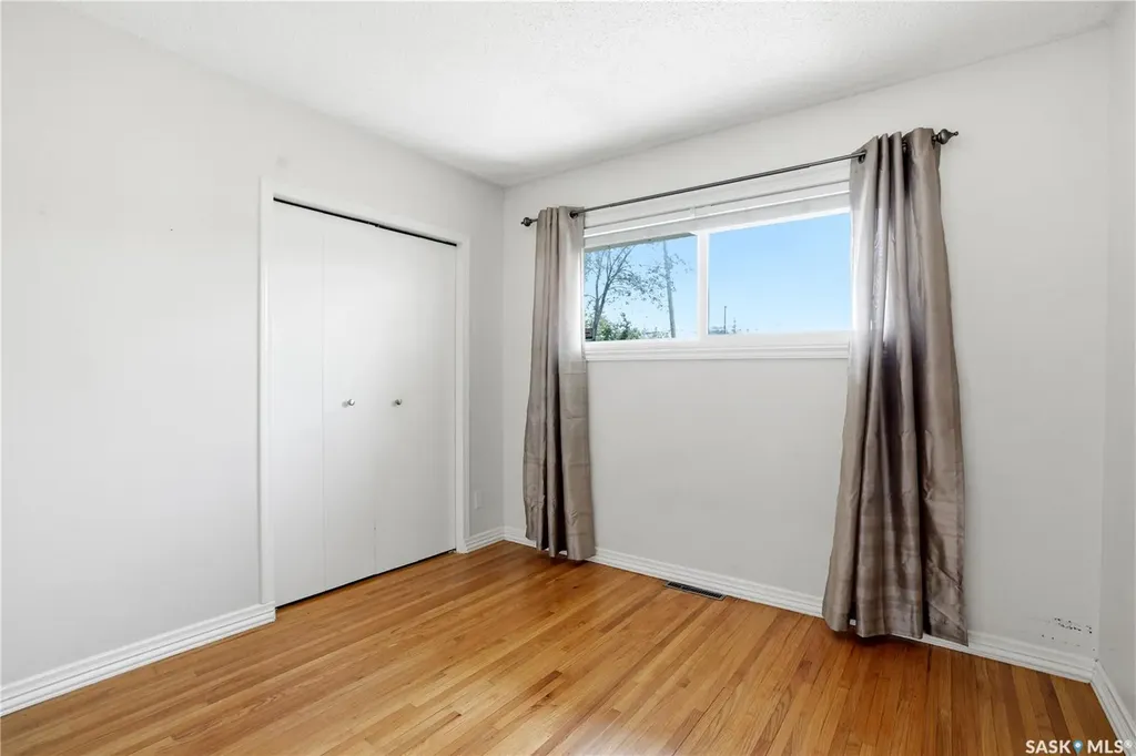 1308 Preston Avenue S Saskatoon SK S7H 2V4