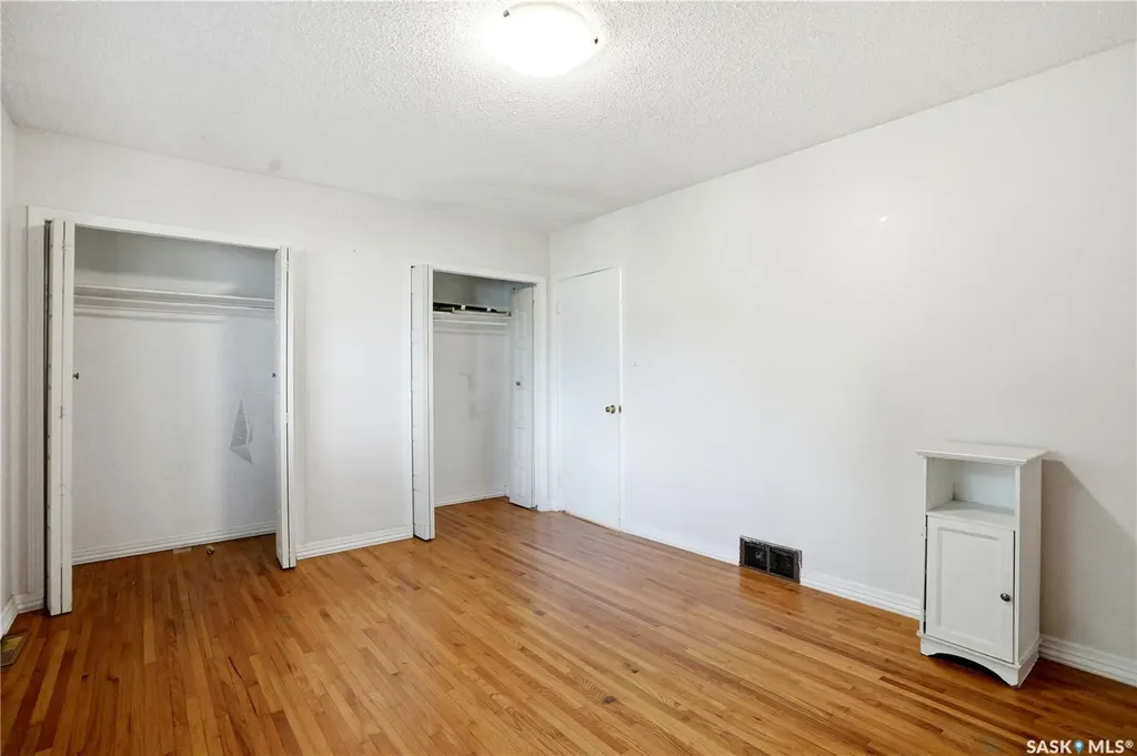 1308 Preston Avenue S Saskatoon SK S7H 2V4