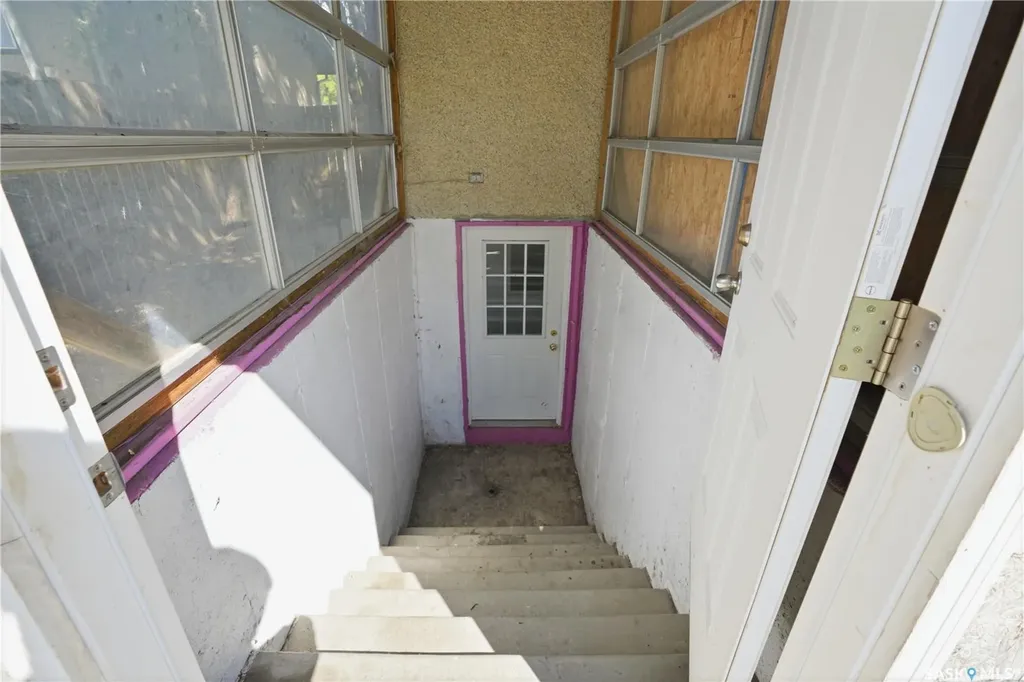 1308 Preston Avenue S Saskatoon SK S7H 2V4