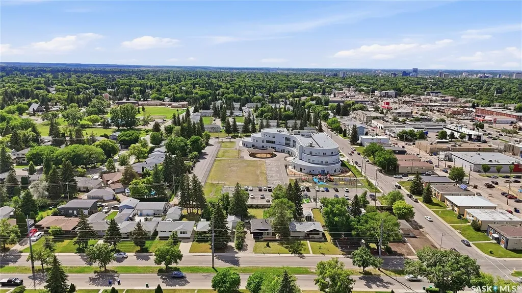 1308 Preston Avenue S Saskatoon SK S7H 2V4
