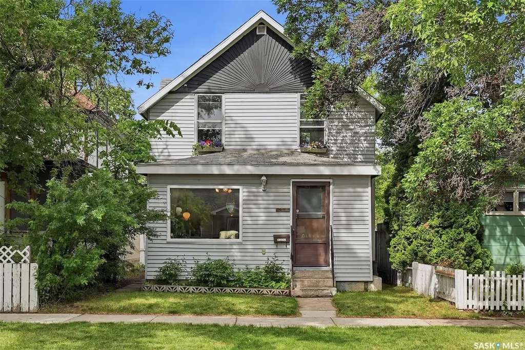 611 J Avenue S Saskatoon SK S7M 2A9