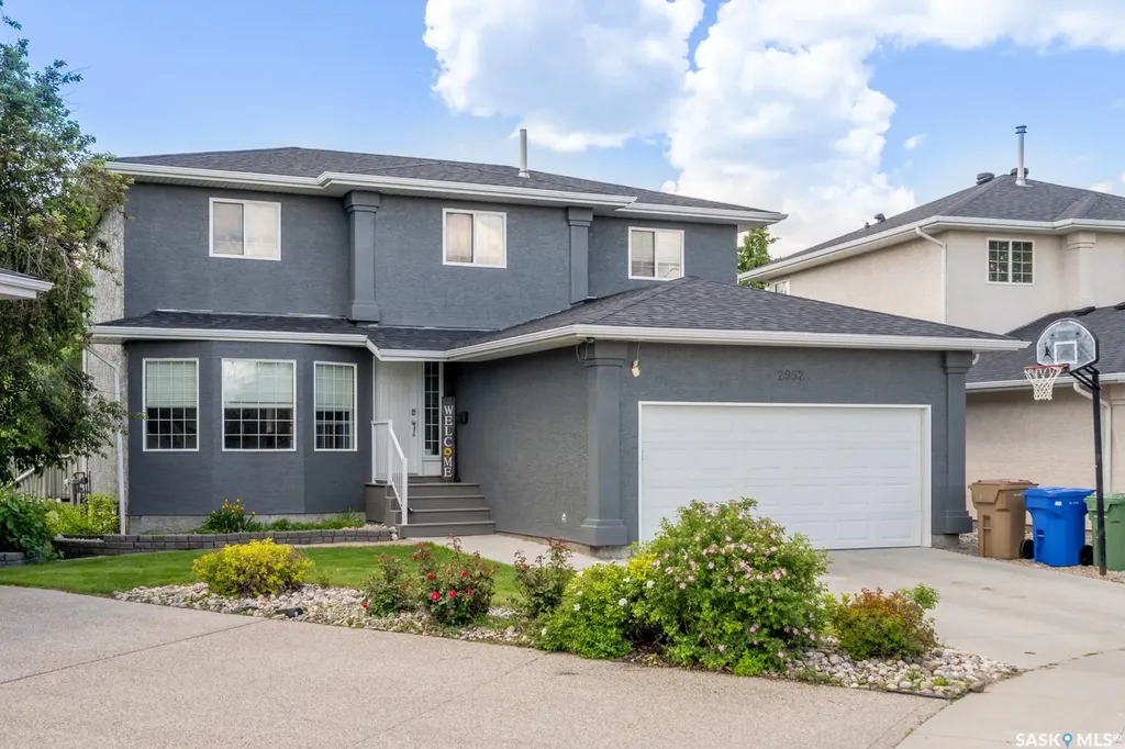 2952 St James Crescent Regina SK S4V 2Z2