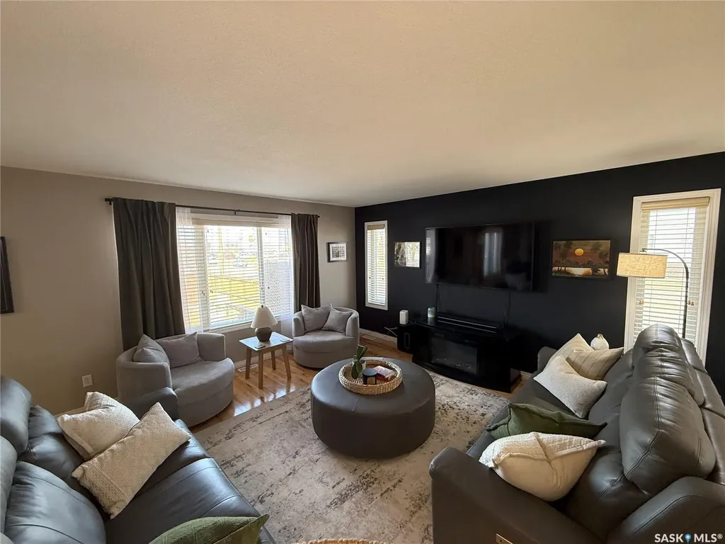 3102 37th Street W Saskatoon SK S7L 7H9