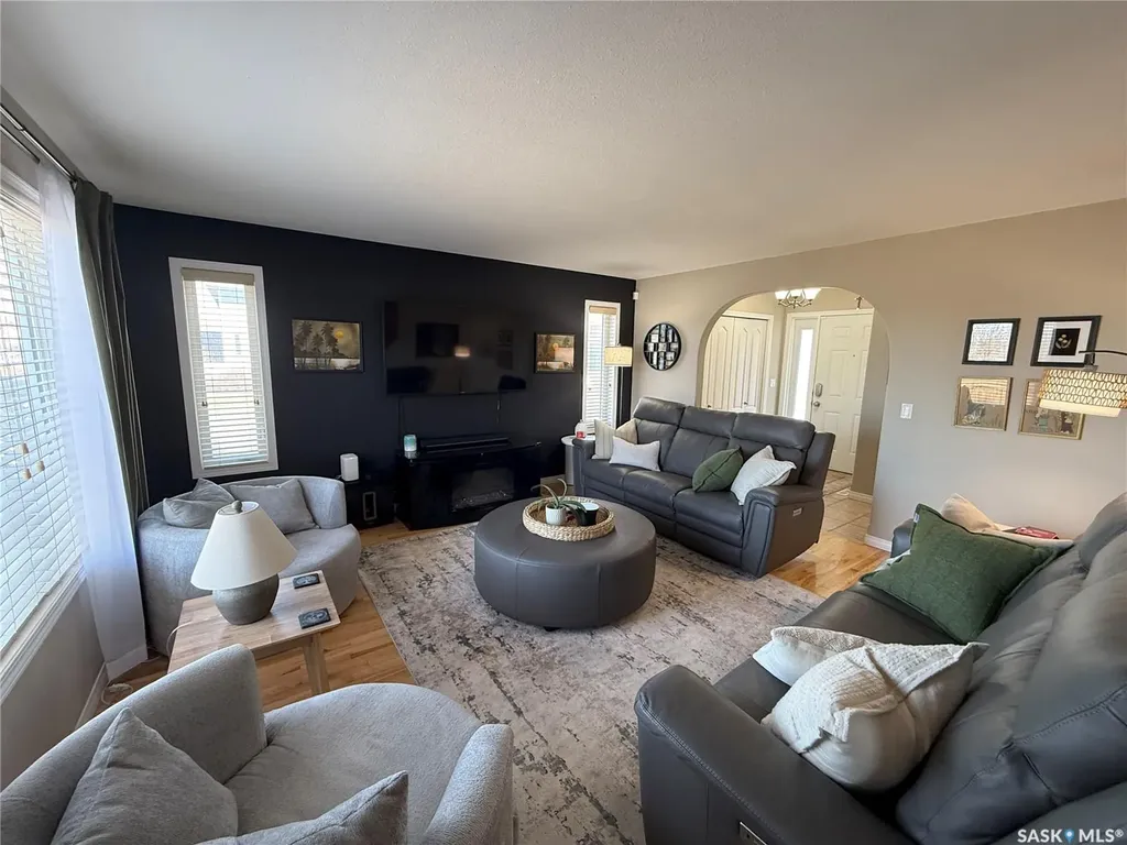 3102 37th Street W Saskatoon SK S7L 7H9