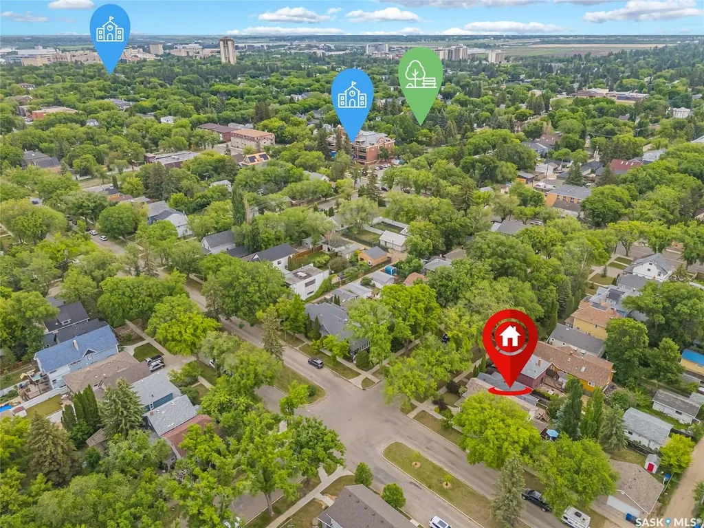 902 10th Street E Saskatoon SK S7H 0H5
