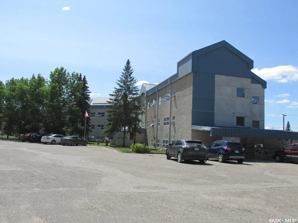 102 Manor Drive Nipawin SK S0E 1E0