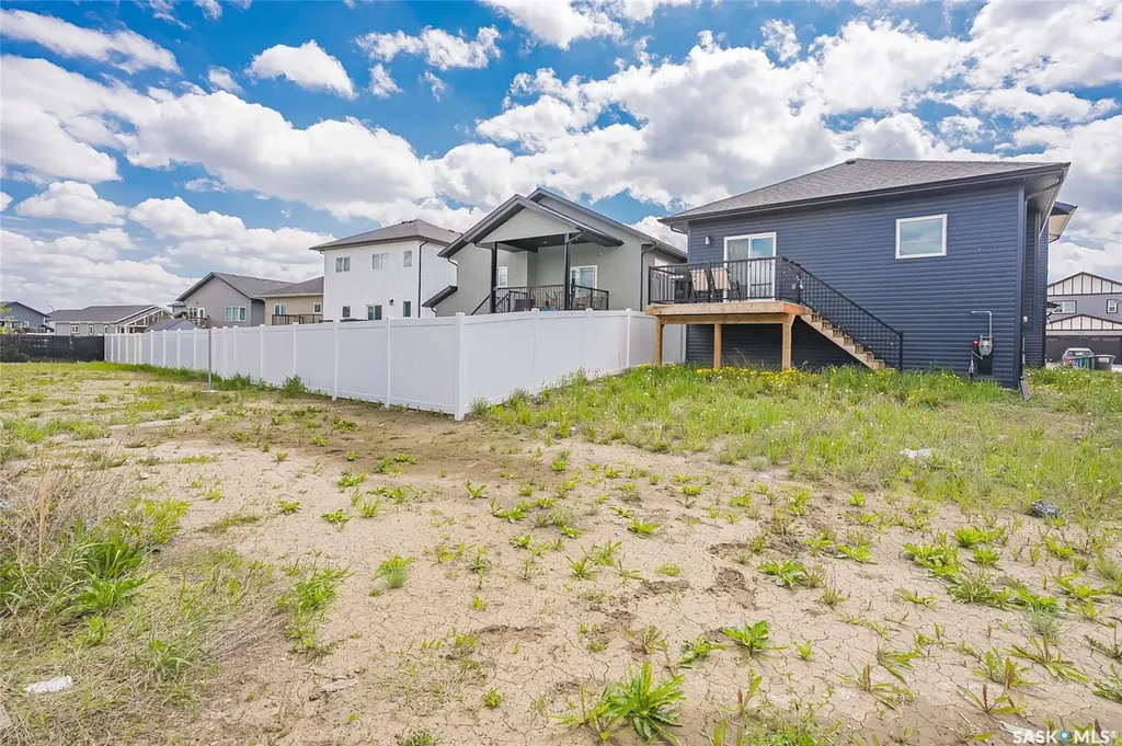 715 Bentley Manor Saskatoon SK S7L 6P2