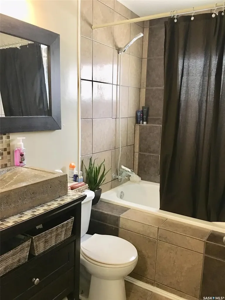 114 Gladstone Avenue S Yorkton SK S3N 2B5
