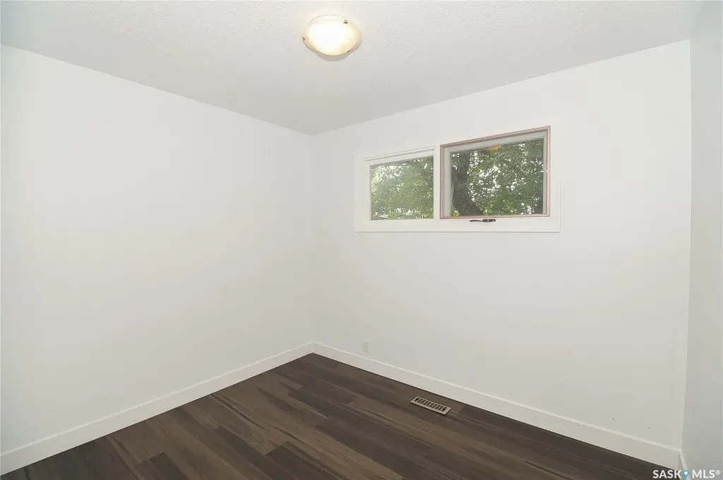 61 Bannister Avenue Regina SK S4R 5K8