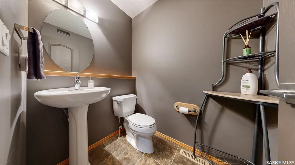 3503 Sandringham Road Regina SK S4V 3C8