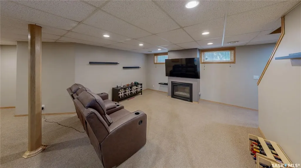 3503 Sandringham Road Regina SK S4V 3C8