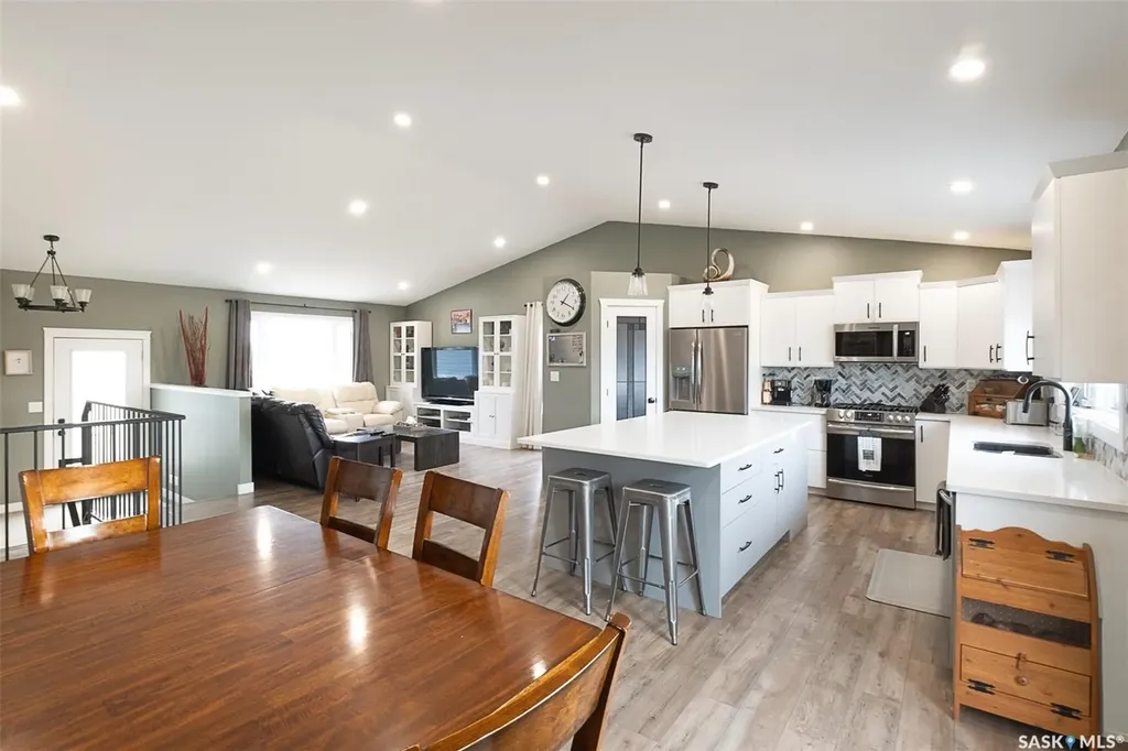 109 Poplar Road Mclean SK S0G 3E0