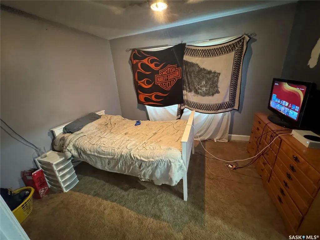 305 2nd Street N Spalding SK S0K 4C0
