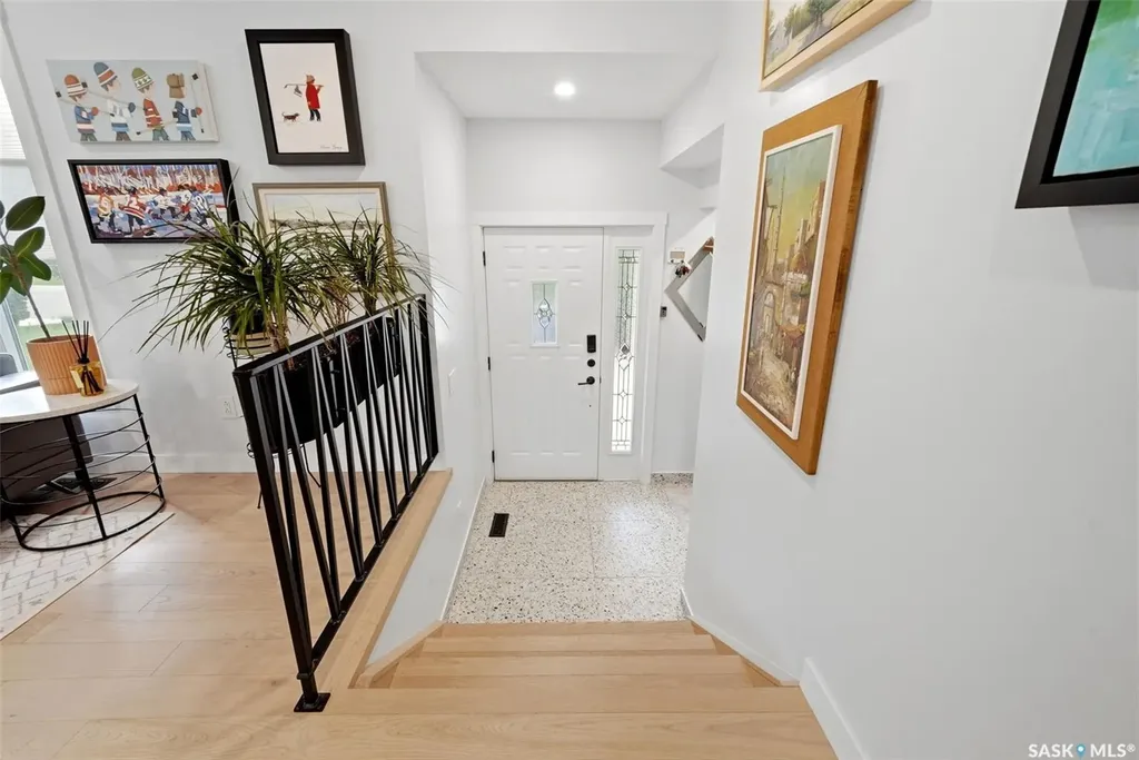 208 Habkirk Drive Regina SK S4S 2X8