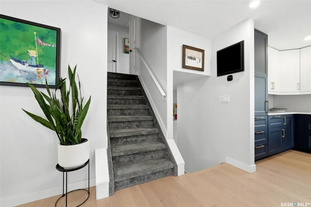 208 Habkirk Drive Regina SK S4S 2X8