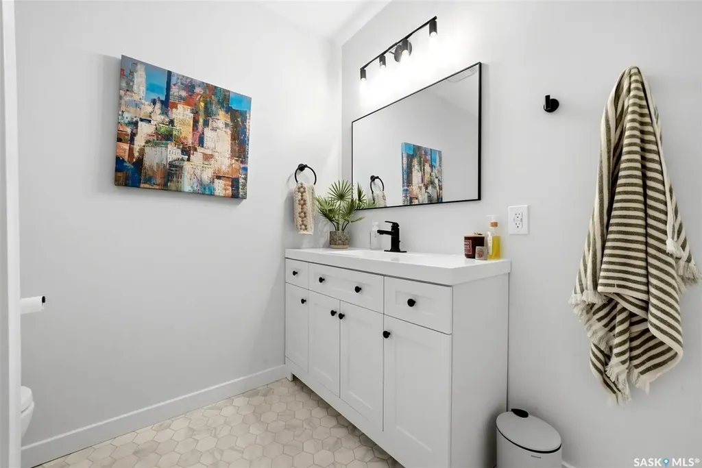 208 Habkirk Drive Regina SK S4S 2X8