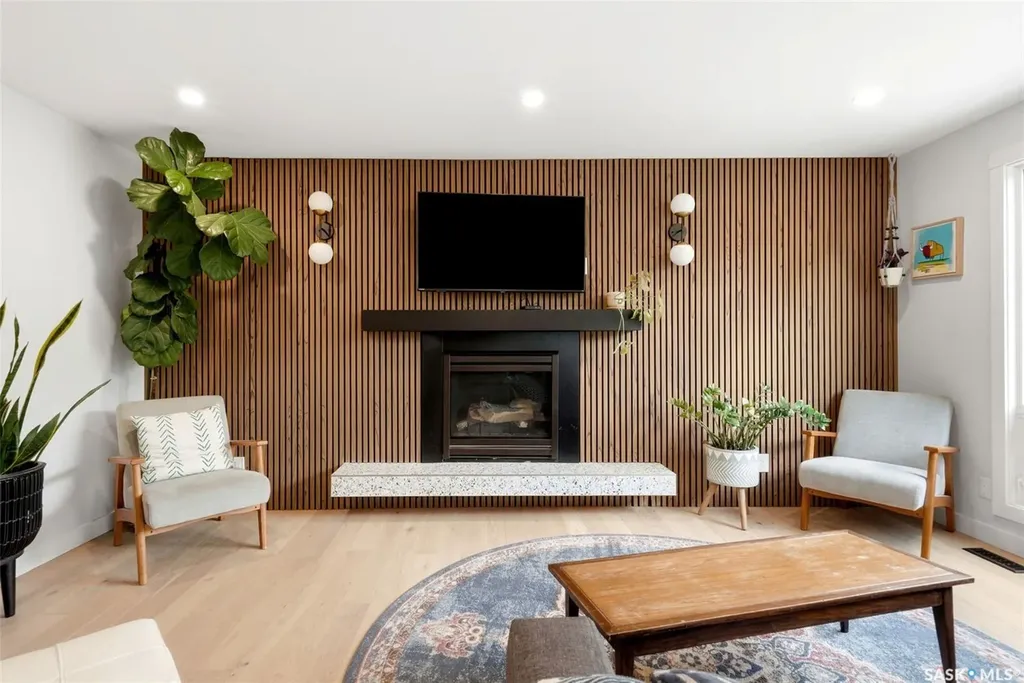 208 Habkirk Drive Regina SK S4S 2X8