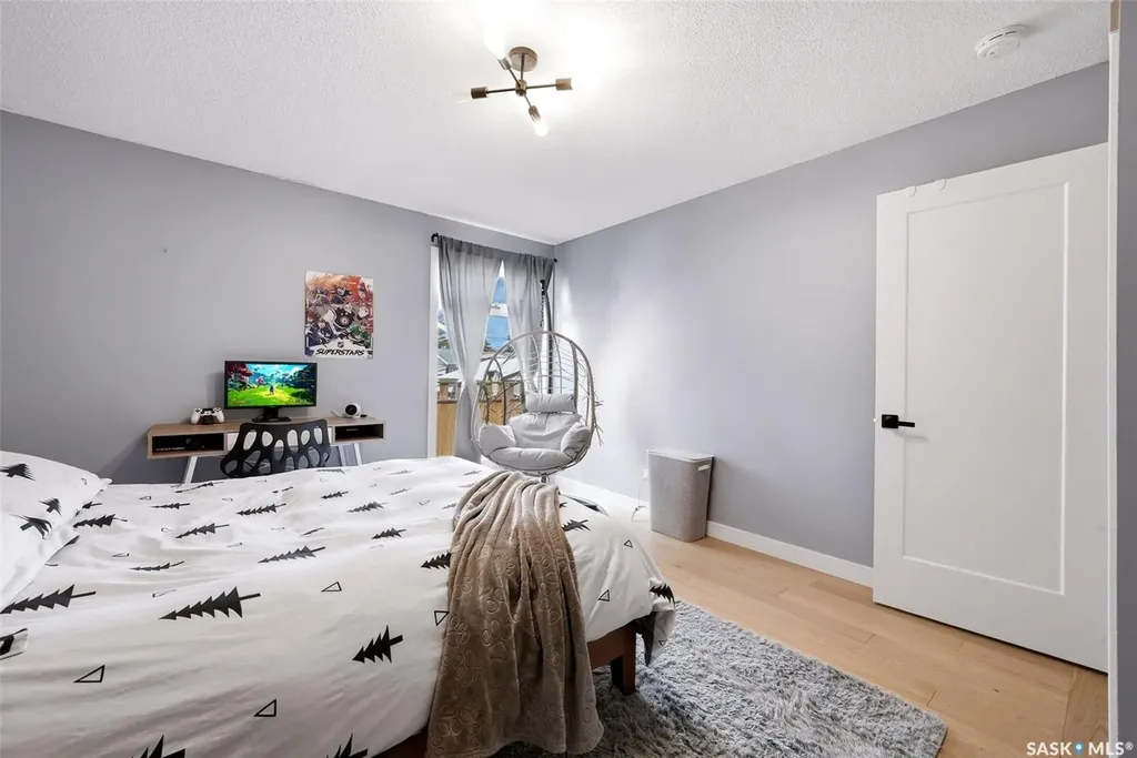 208 Habkirk Drive Regina SK S4S 2X8