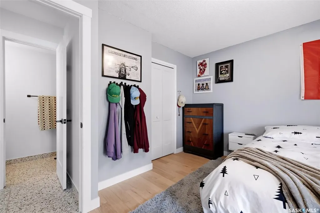 208 Habkirk Drive Regina SK S4S 2X8
