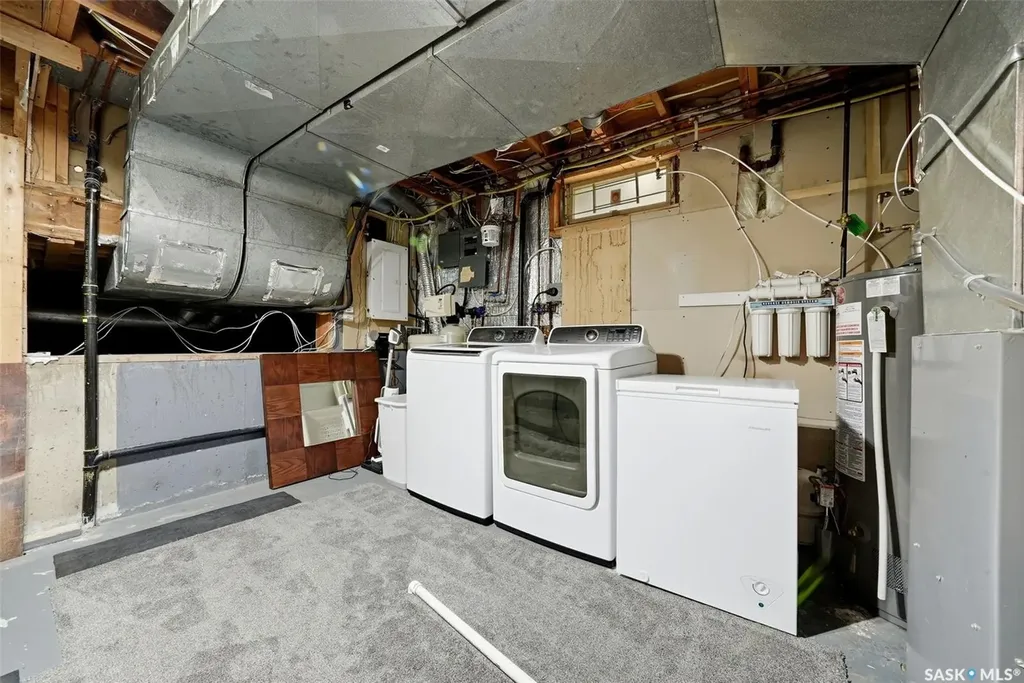 208 Habkirk Drive Regina SK S4S 2X8