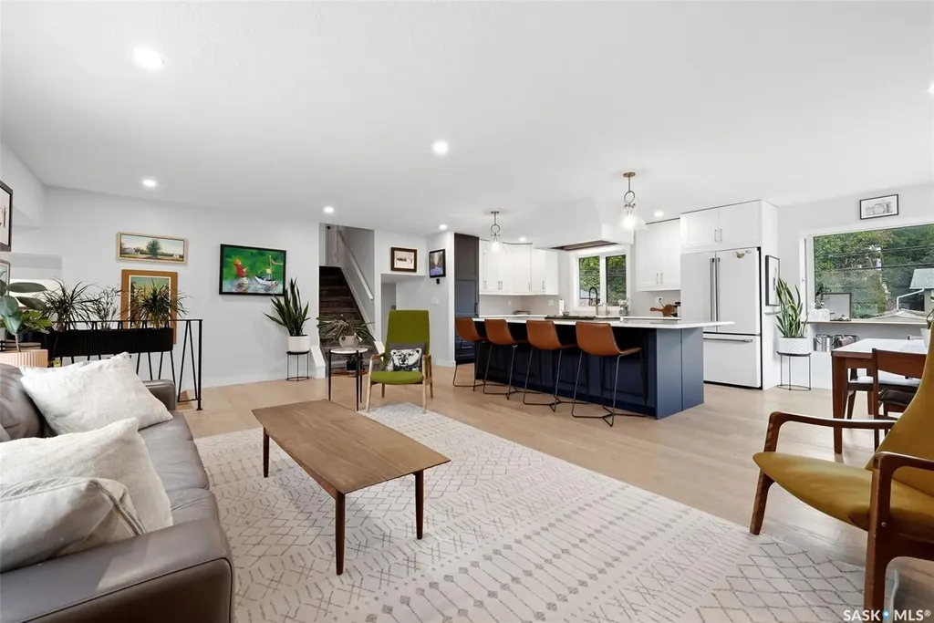 208 Habkirk Drive Regina SK S4S 2X8