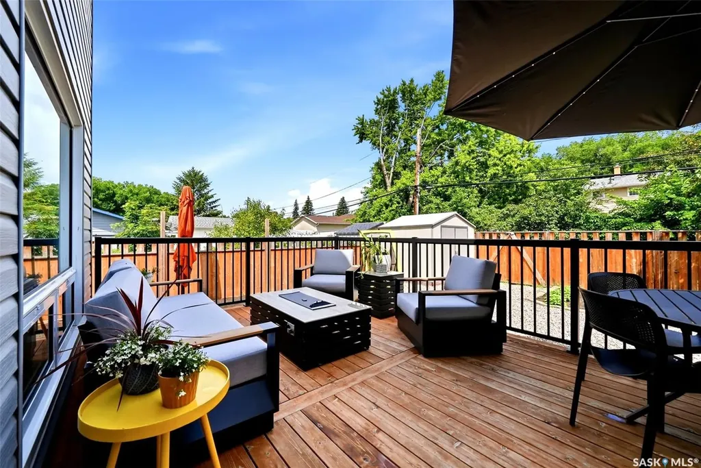 208 Habkirk Drive Regina SK S4S 2X8
