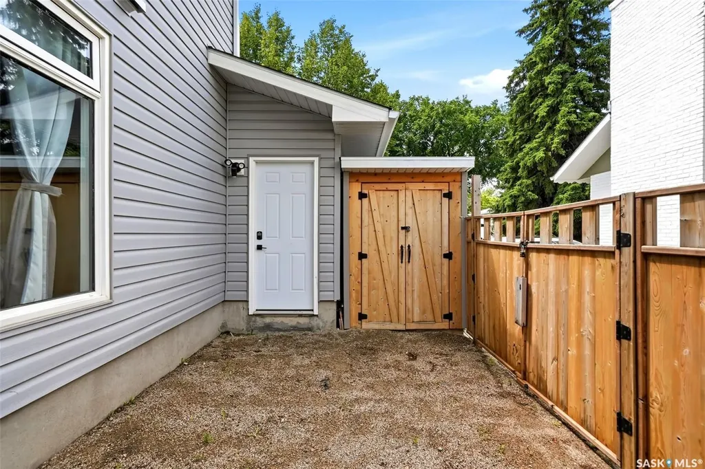 208 Habkirk Drive Regina SK S4S 2X8
