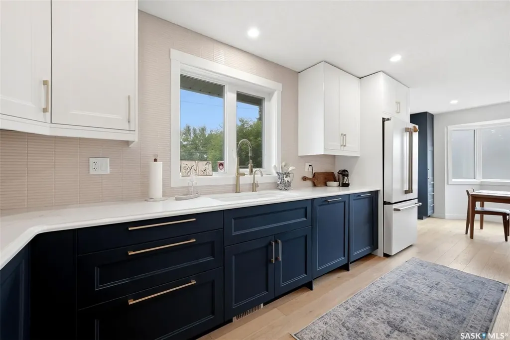 208 Habkirk Drive Regina SK S4S 2X8