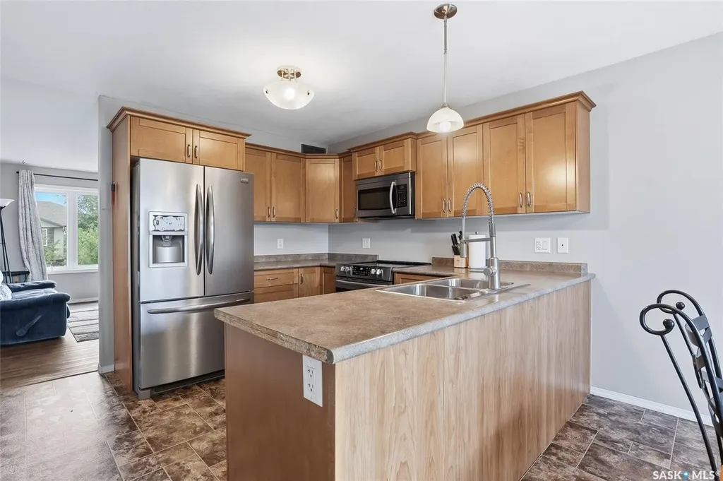 16 6th Avenue Langham SK S0K 2L0