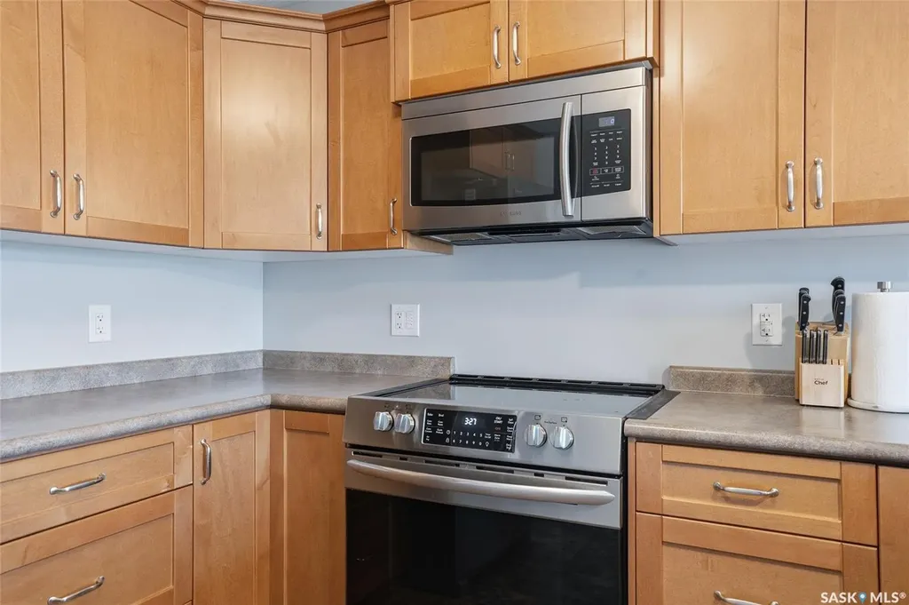 16 6th Avenue Langham SK S0K 2L0