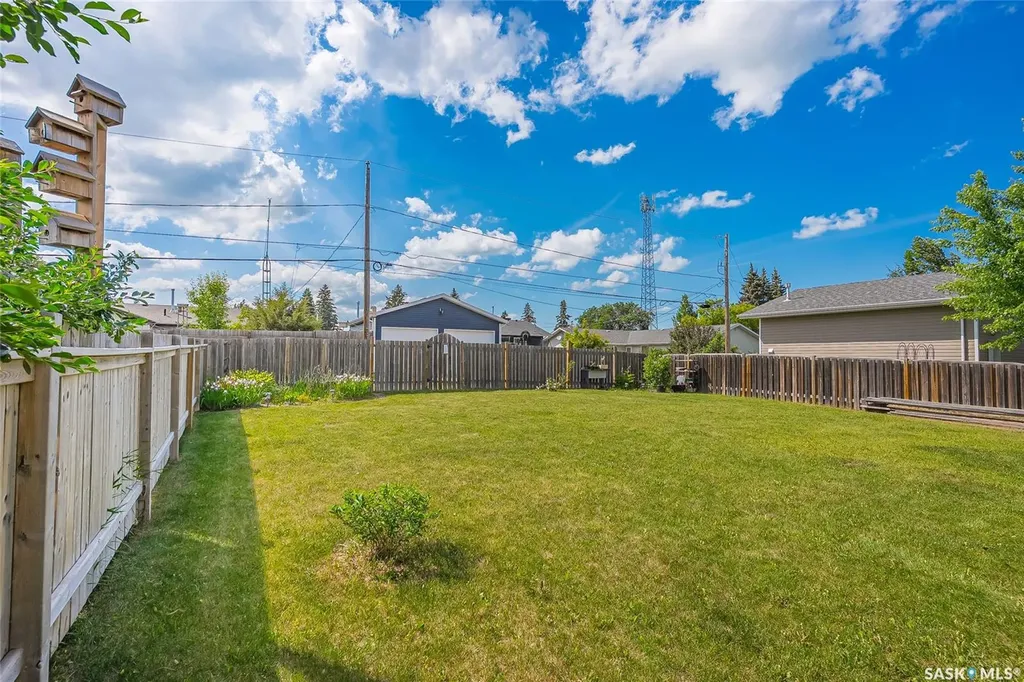 16 6th Avenue Langham SK S0K 2L0