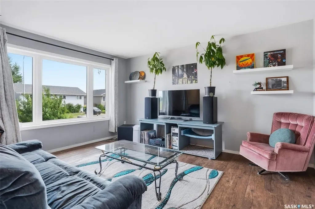 16 6th Avenue Langham SK S0K 2L0