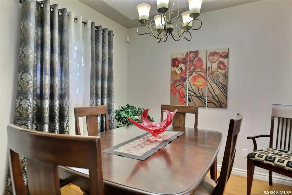 204 Rae Street Regina SK S4R 3L8