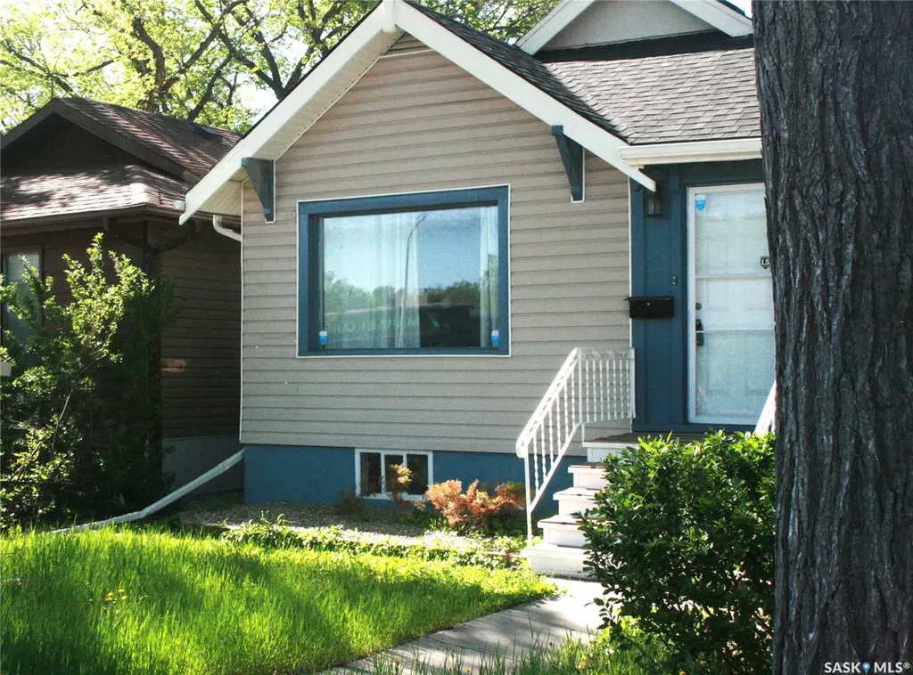 3007 Dewdney Avenue Regina SK S4T 0Y3