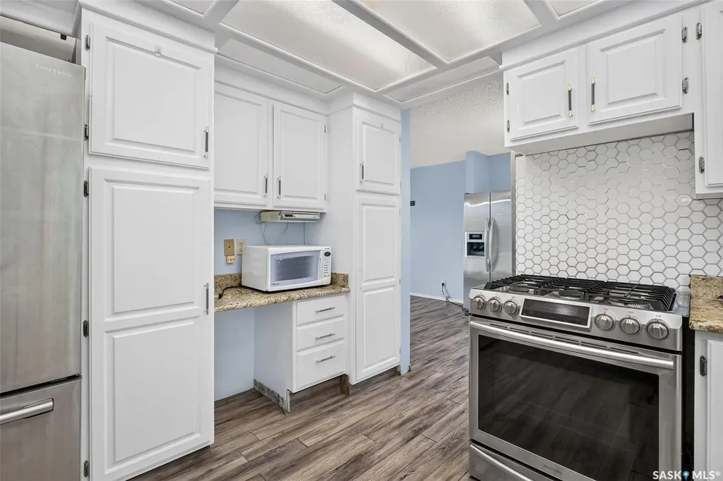 1329 Regal Crescent Moose Jaw SK S6H 7S1