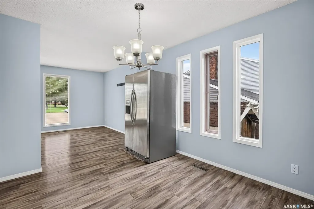1329 Regal Crescent Moose Jaw SK S6H 7S1