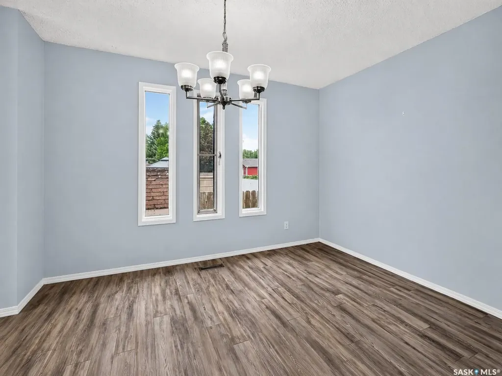 1329 Regal Crescent Moose Jaw SK S6H 7S1