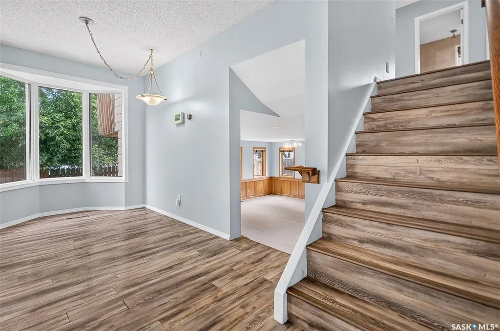 1329 Regal Crescent Moose Jaw SK S6H 7S1