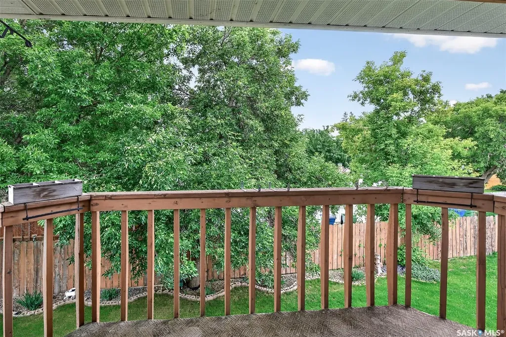 1329 Regal Crescent Moose Jaw SK S6H 7S1